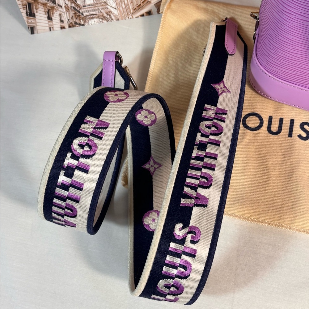 Beautiful Louis Vuitton Lilac Alma bb Sold - Picture 14 of 16